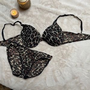 Dereon leopard print bra 36C